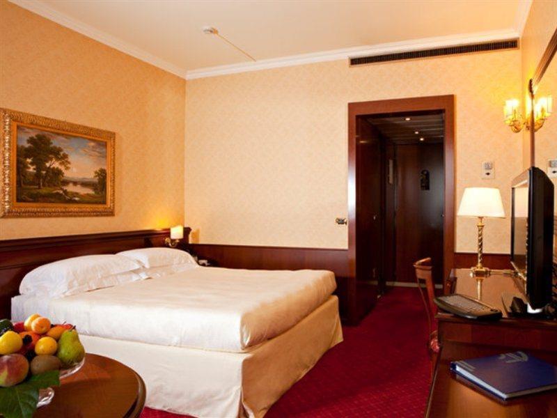 Atahotel Executive Milan Exterior photo